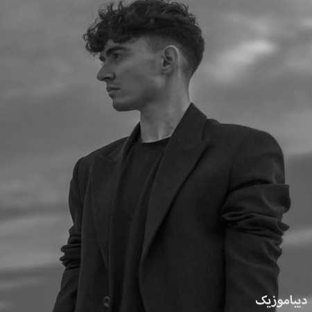 پیام پایا ﮔﻴﺮ ﻣﻴﺪه ﻣﻴﮕﻪ ﺑﮕﻮ ﻫﺴﺘﻢ ﻛﻴﺖ