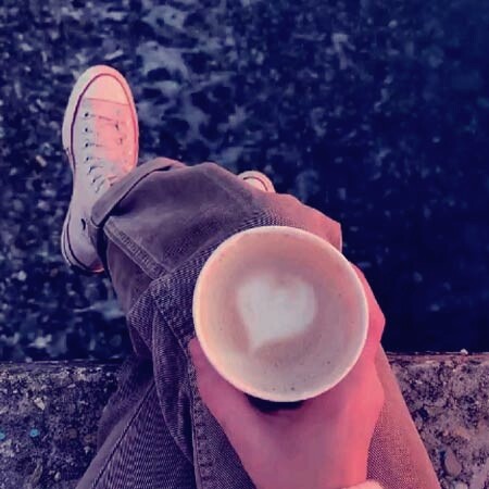 دانلود آهنگ نمیشناسیم همو به چهره اما بینمون یه مهره