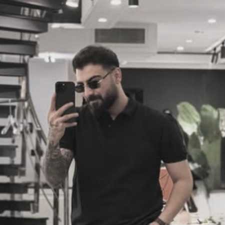 رامین تجنگی یه رو تو حال مستی اشک تو چشات جمع میشه